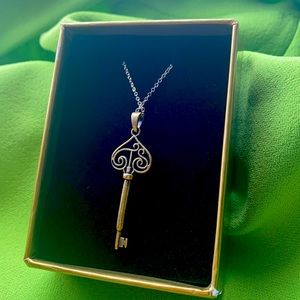 Taylor Swift Fearless Vault Key Necklace